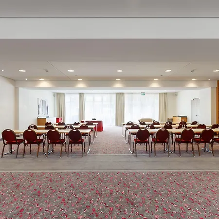 Centre By Ihg 4*