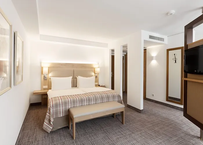 Centre By Ihg Neurenberg
