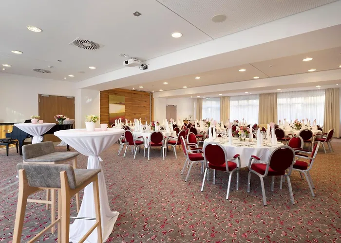 Hotel Centre By Ihg 4*