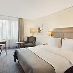 Centre By Ihg Отель 4*