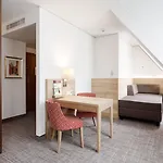Hotel Centre By Ihg 4*