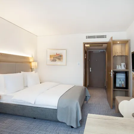 Szálloda Centre By Ihg 4*