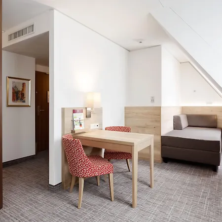 Hotel Centre By Ihg 4*