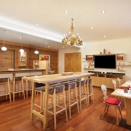 Centre By Ihg 4* Neurenberg