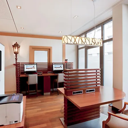 Centre By Ihg 4*