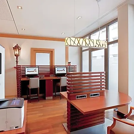 Centre By Ihg Hotel 4*