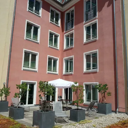 Szálloda Centre By Ihg 4*